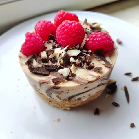 Creamy Protein Cheesecake Cups